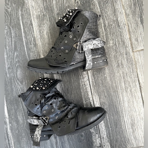 Unique Balin Black Leather Ankle Boots Size 7 Cool Design Concert Rock - Picture 12 of 16